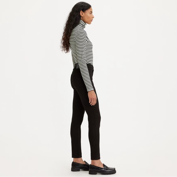 Levi’s 721 High Rise Skinny Jeans in soft black - size 27 waist / 28 length - Picture 3 of 8